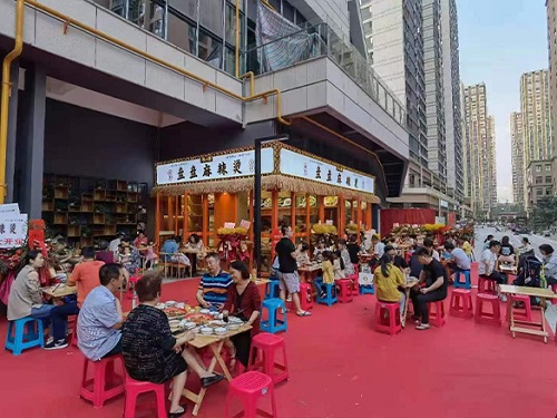 煮小篓盘盘麻辣烫的收益怎么样